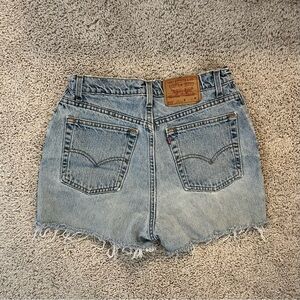 Vintage Levi’s 512 Jean Shorts